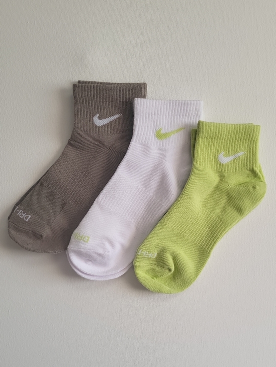 Nike Accessories - Nike Everyday Plus Quarter Crew Sock Pack - 3pc - NWOT